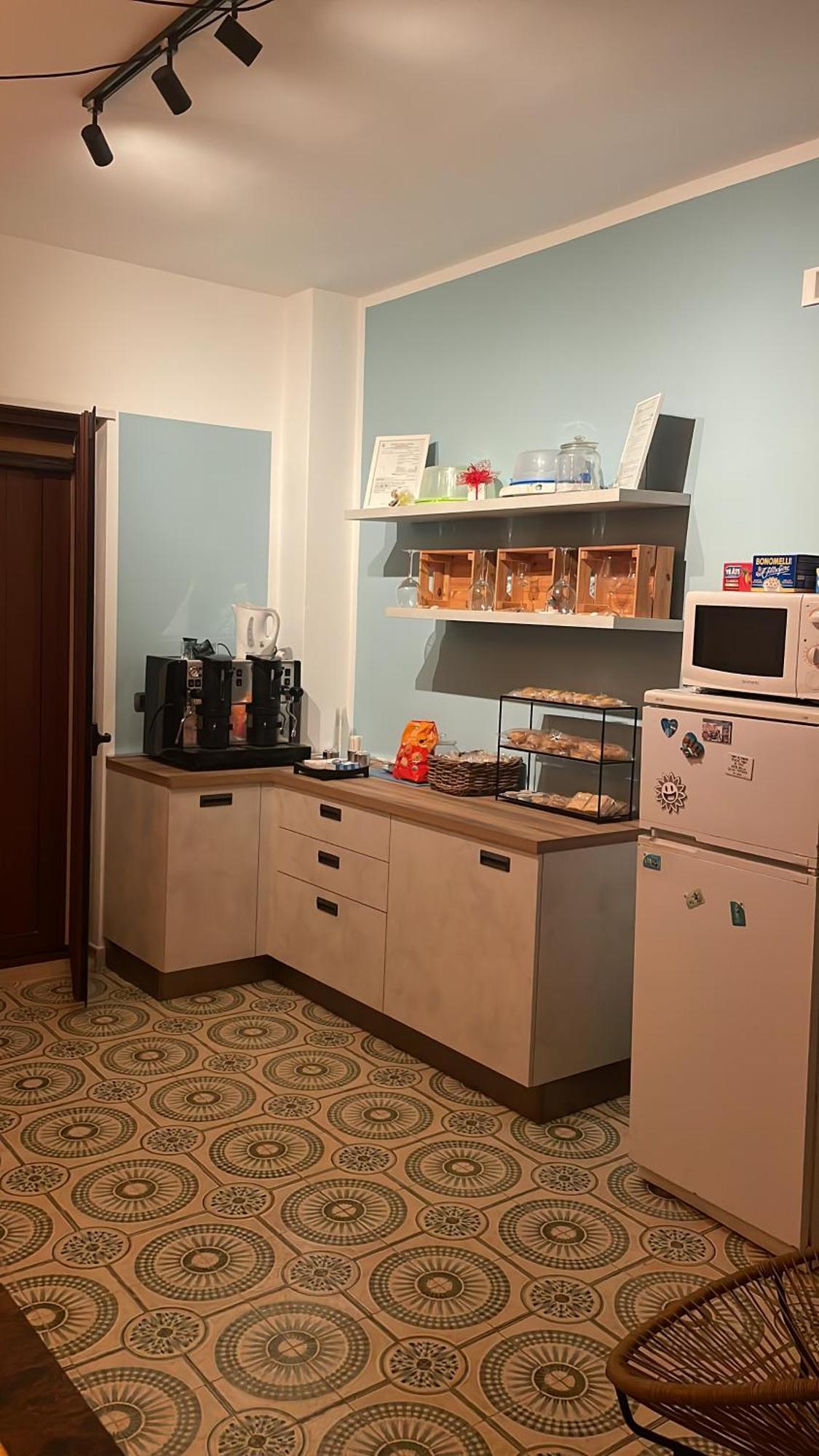 Bed and Breakfast Trentatre Quarantatre Mola di Bari Exterior foto